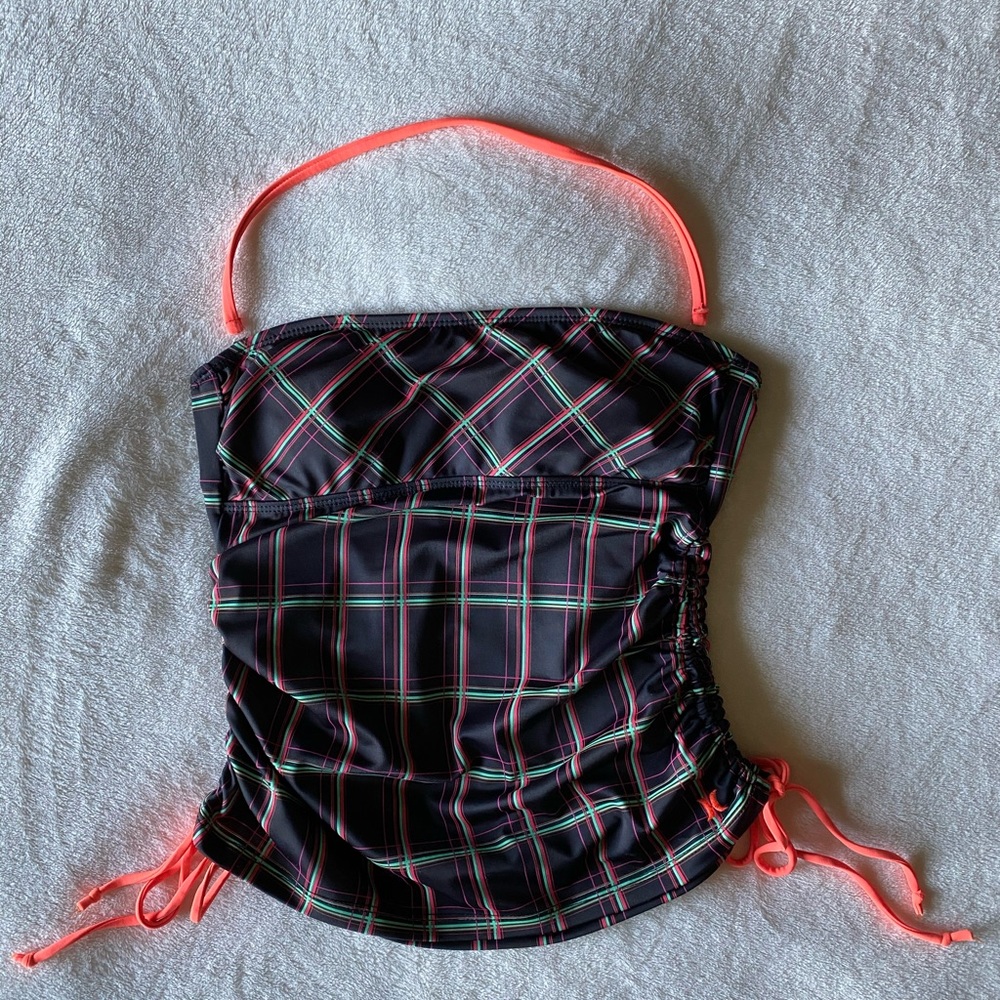 Hurley semi top